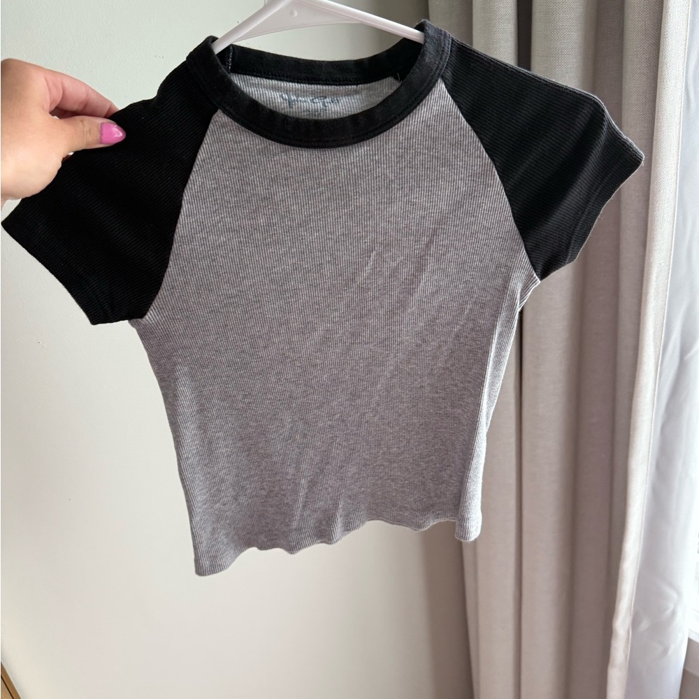 Brandy Melville Black and Gray Crop Top